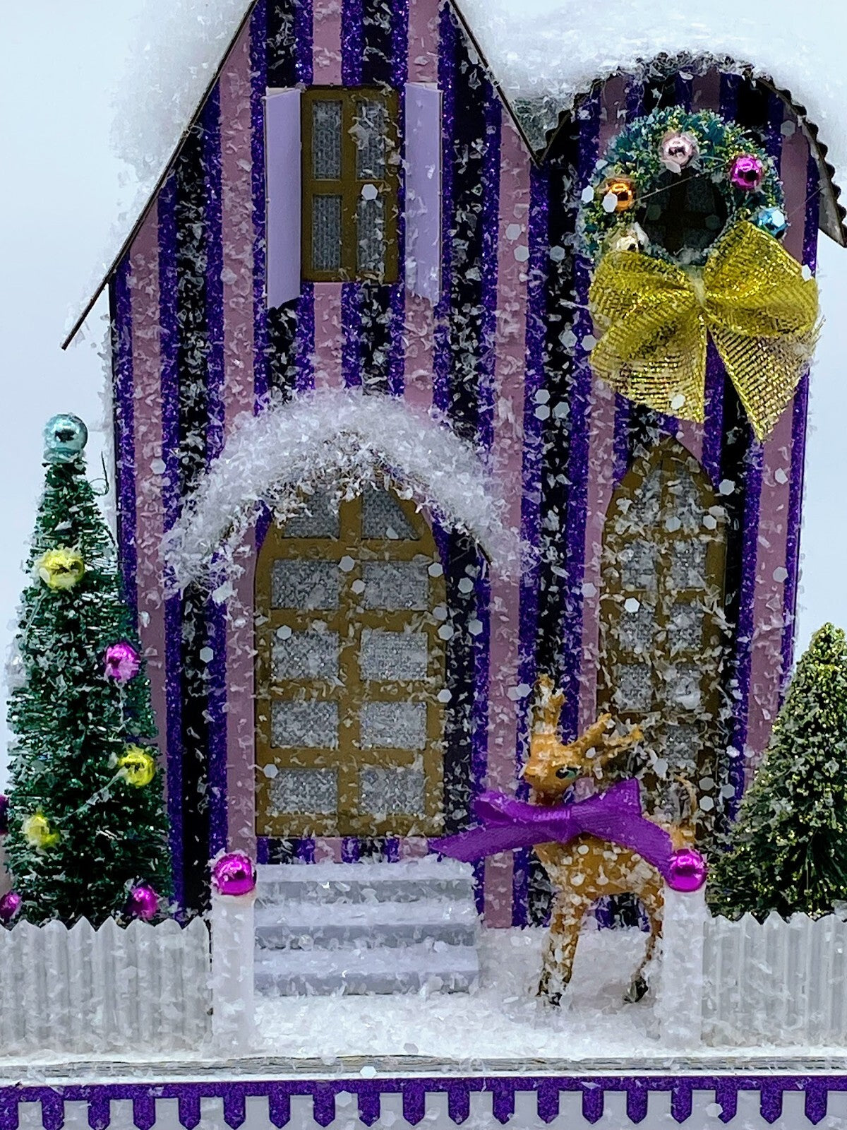 Cody Foster Christmas Light Up House, Glitter House, Purple Manor, HOU-387