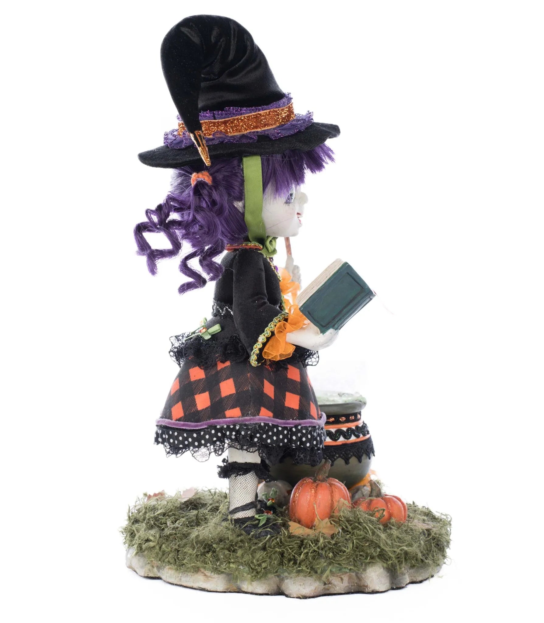 Katherine's Collection: Poppy Broomson Witch Tabletop