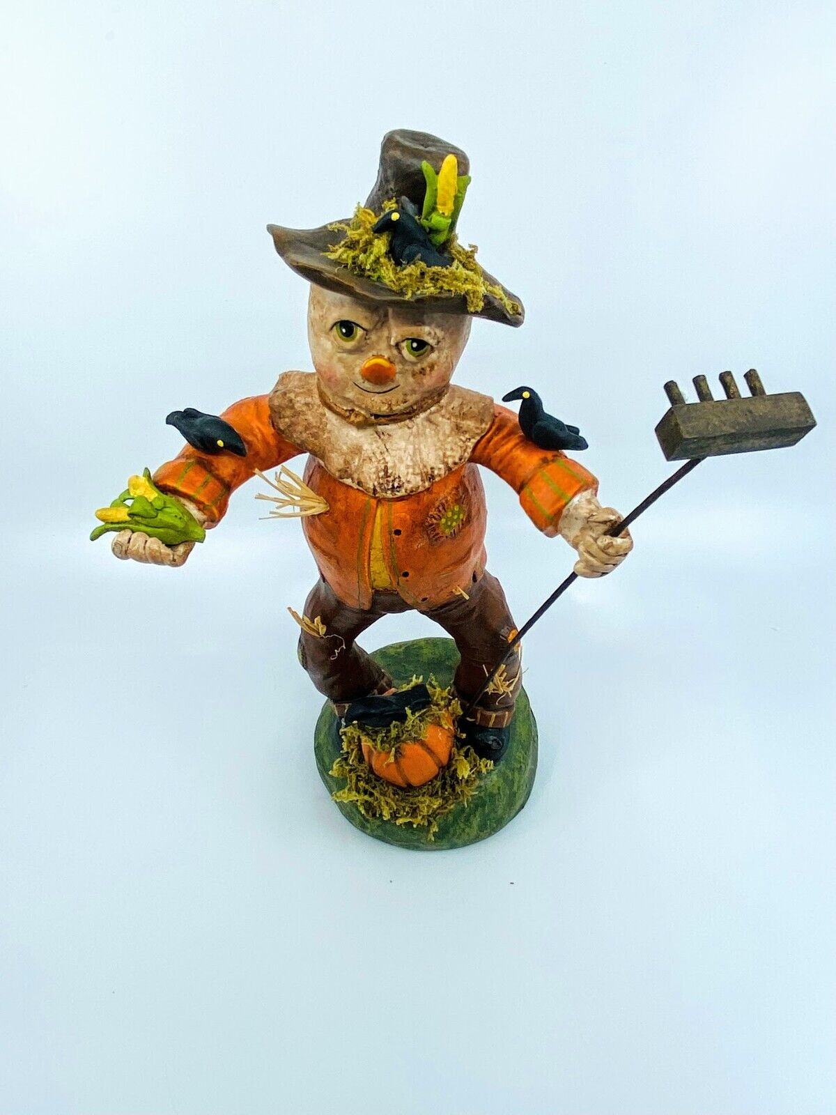 ESC Company: Charles McClenning; Halloween Pumpkin; Scarecrow Sam, Item#24198