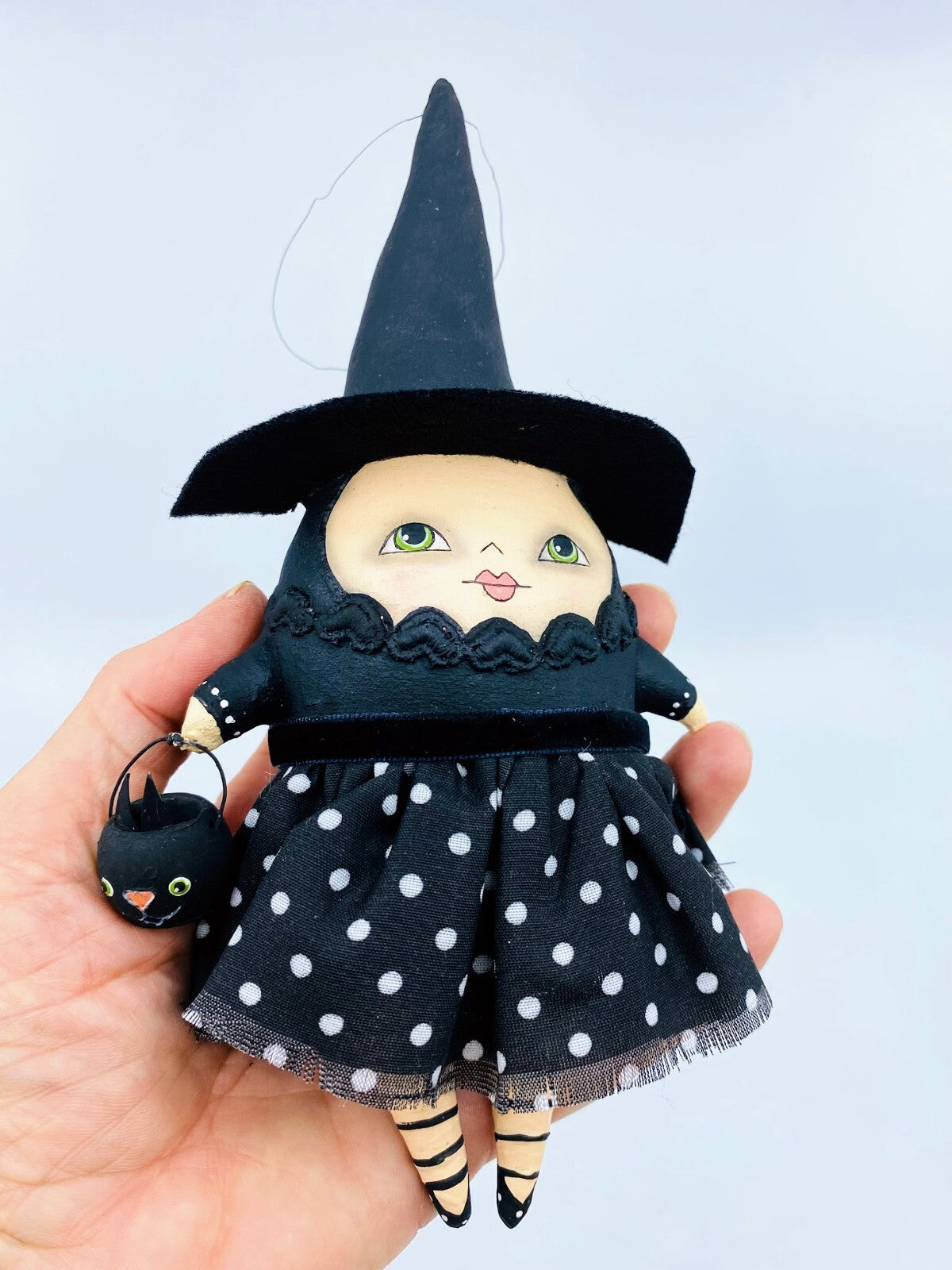 Robin Seeber: Delighted Desdemona Witch Ornament