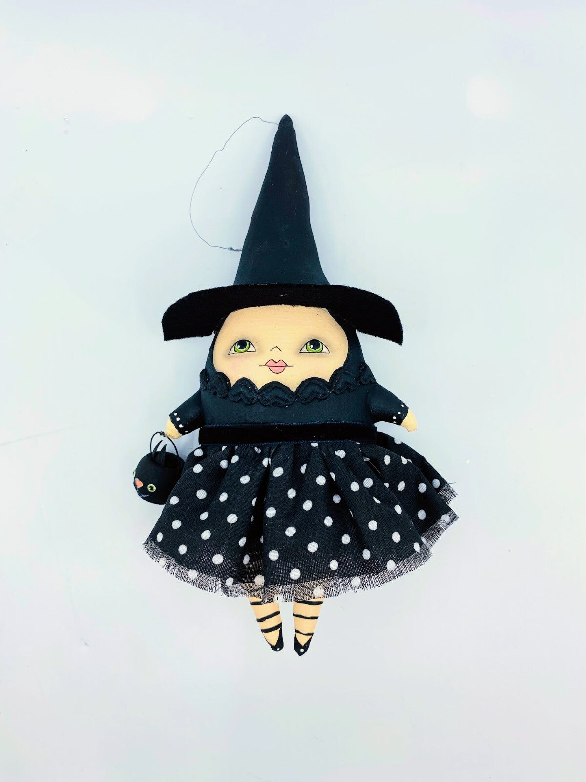 Robin Seeber: Delighted Desdemona Witch Ornament