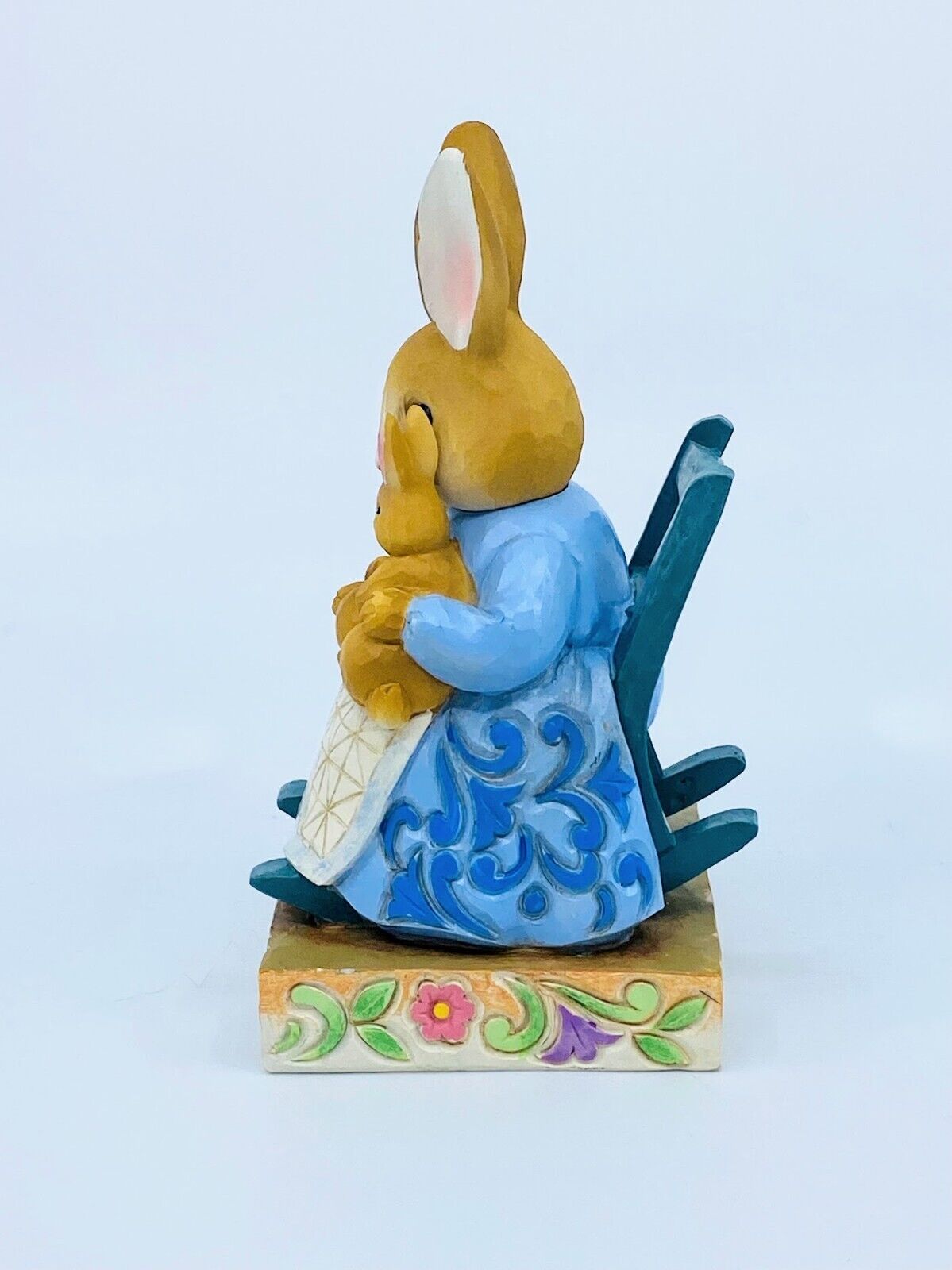 Enesco, Jim Shore Heartwood Creek Mrs Rabbit in Rocking Chair, "A Mother's Love"