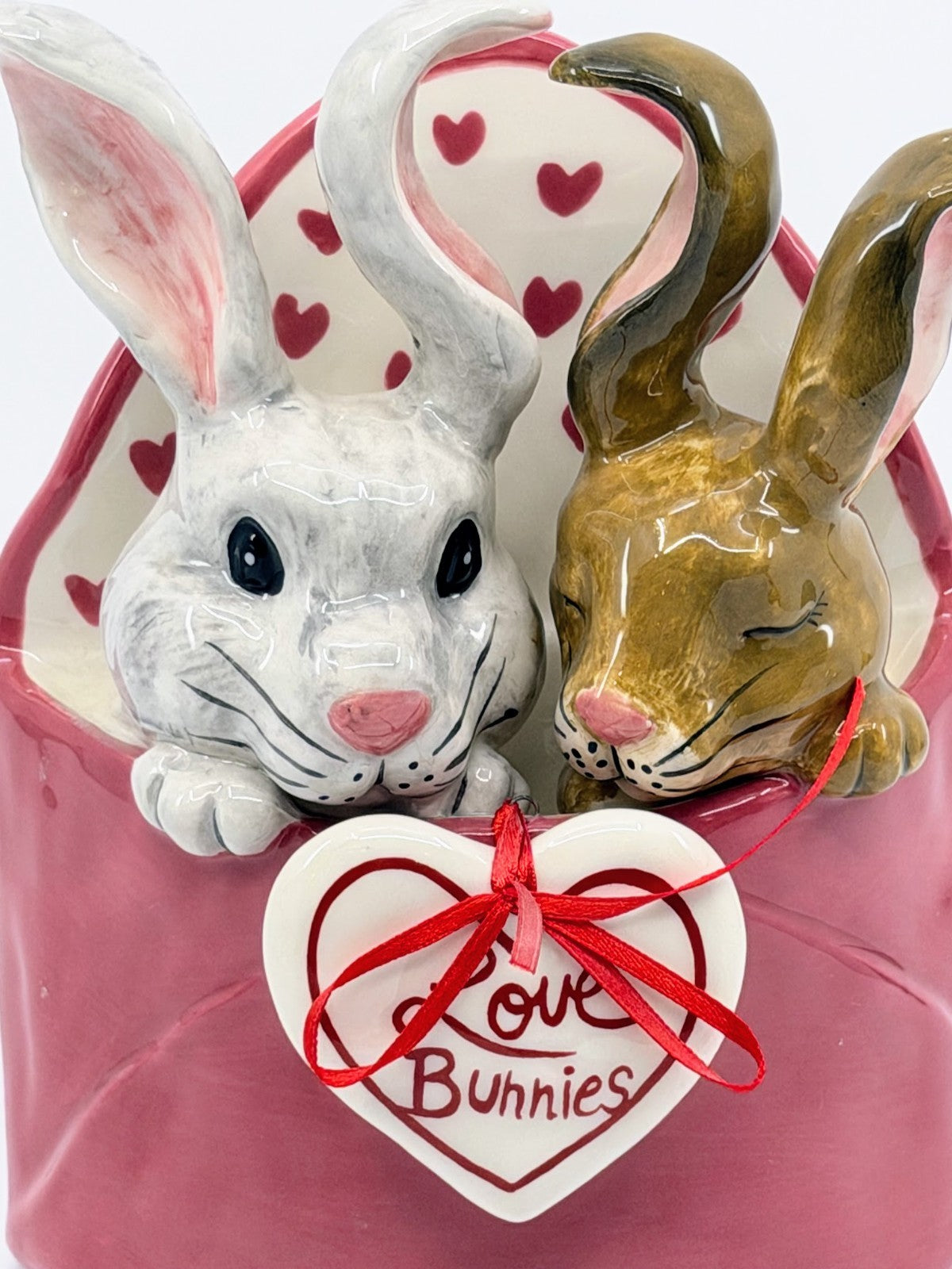 Heather Goldminc: Love Bunnies Envelope