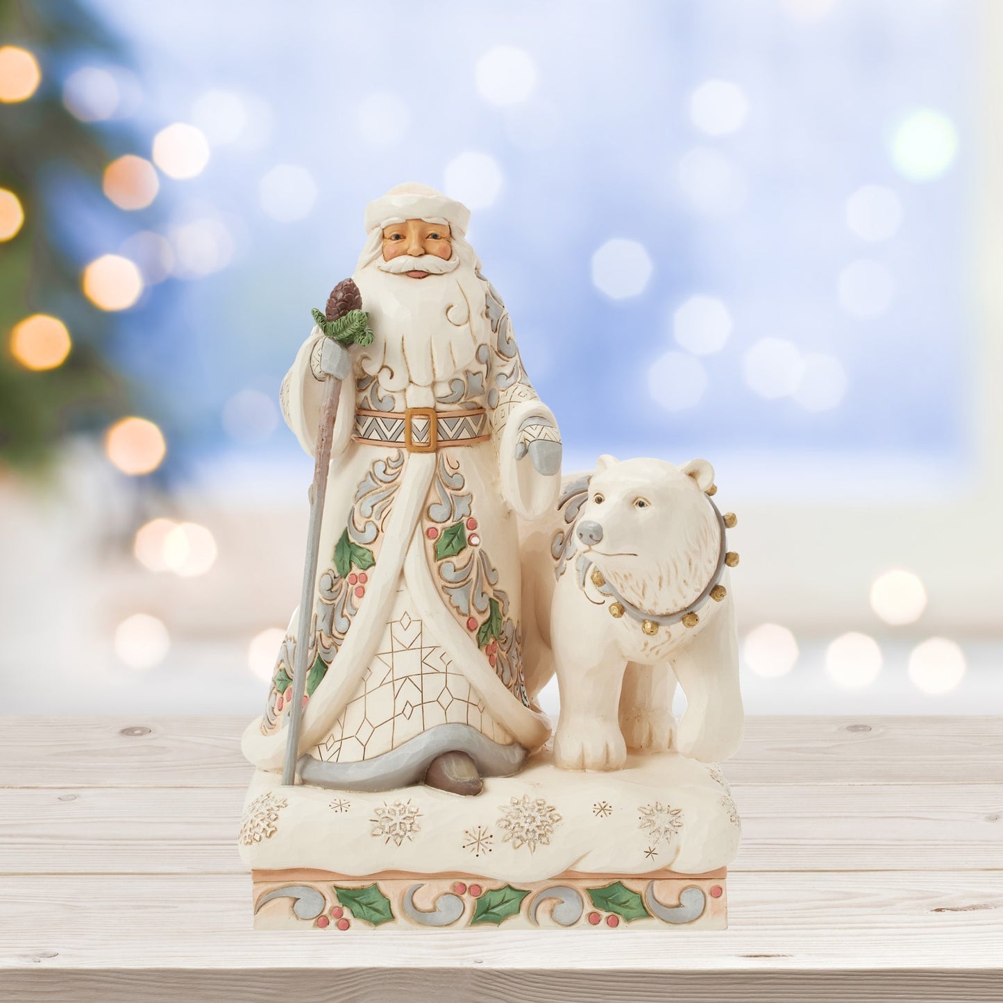 Jim Shore, Heartwood Creek: Christmas, Woodland Santa with Bear
