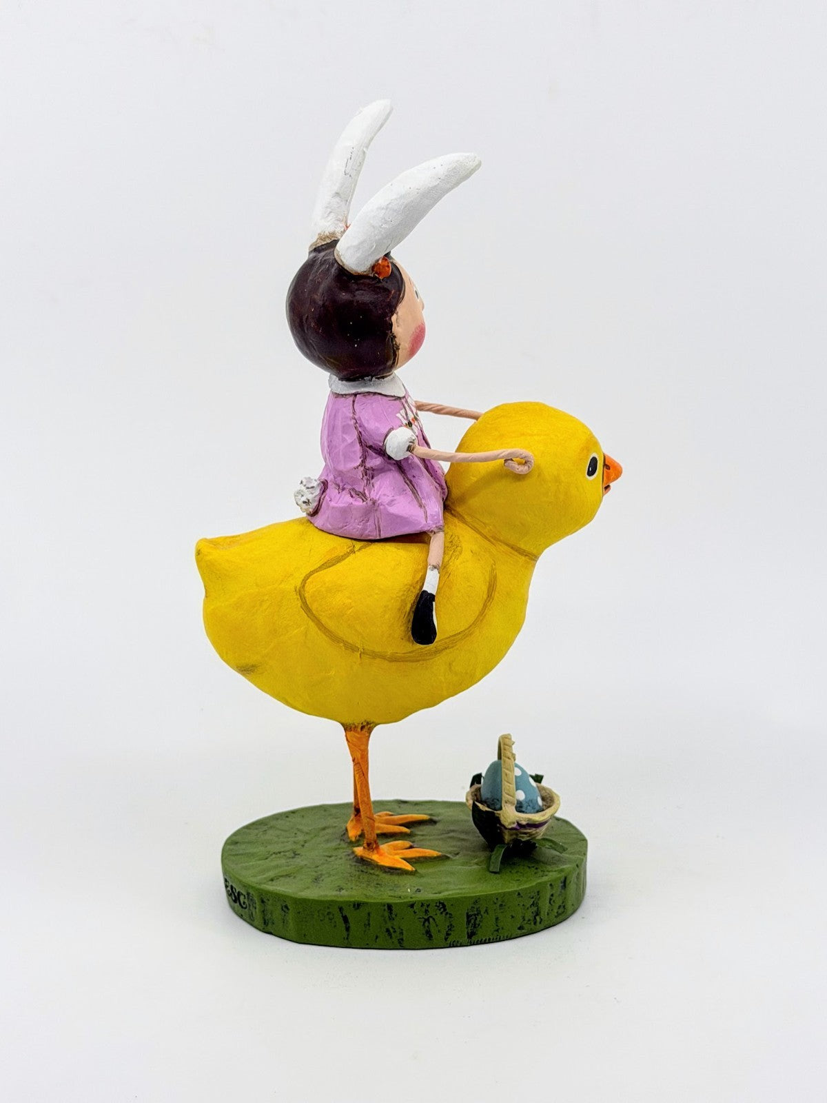 Lori Mitchell: Ellie's Easter Chick