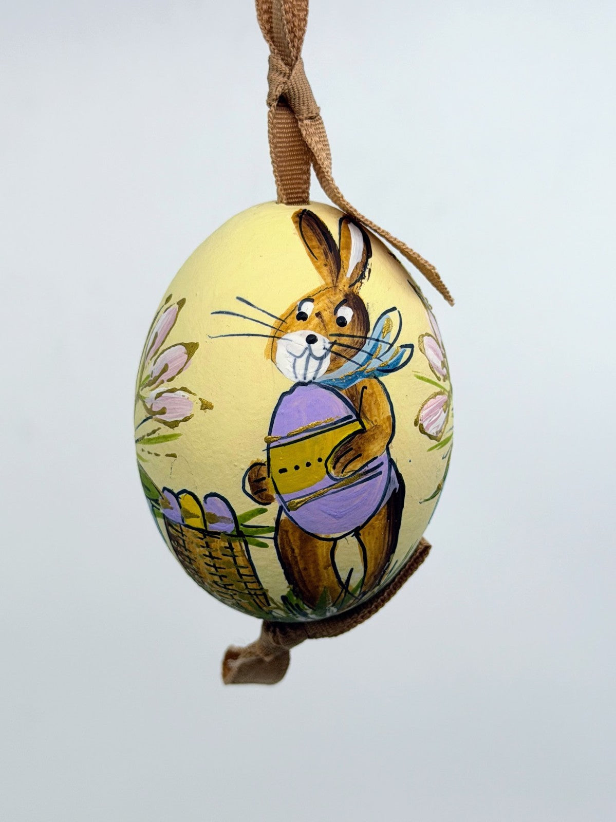 Easter Egg Ornament: Peter's Seasons GMBH; Cream Egg w/Easter Bunny & Flowers