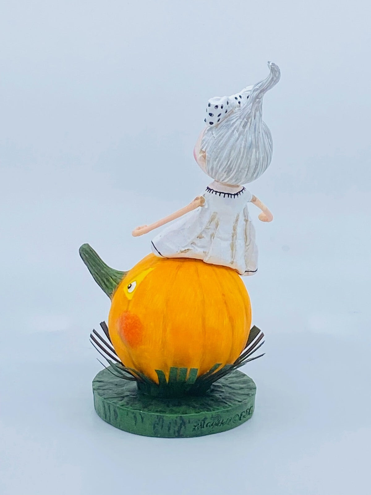 Lori Mitchell: A Little Halloween Spirit