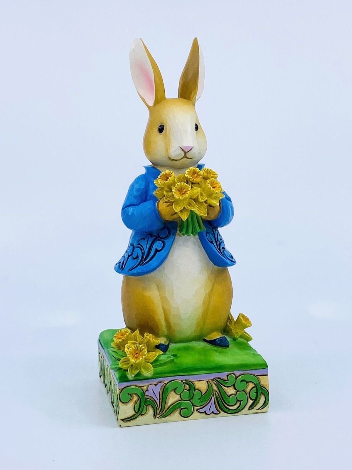 Enesco Jim Shore Heartwood Creek Peter Rabbit w/Daffodils "Delightful Daffodils"