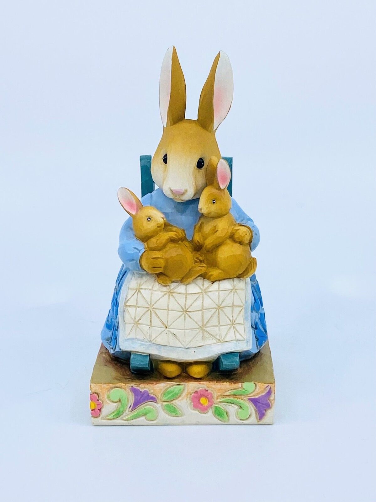 Enesco, Jim Shore Heartwood Creek Mrs Rabbit in Rocking Chair, "A Mother's Love"