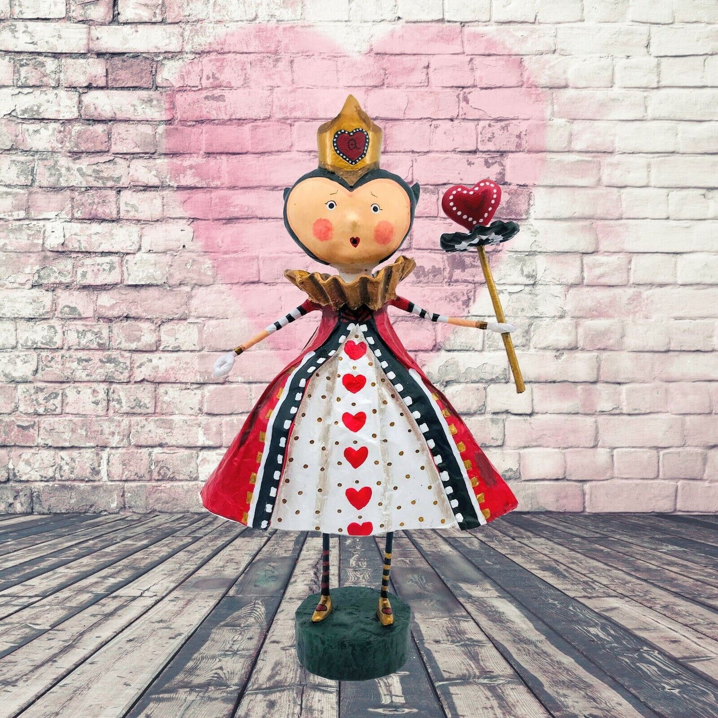 ESC Company: Lori Mitchell; Valentine's Day, Queen of Hearts; Item# 11022