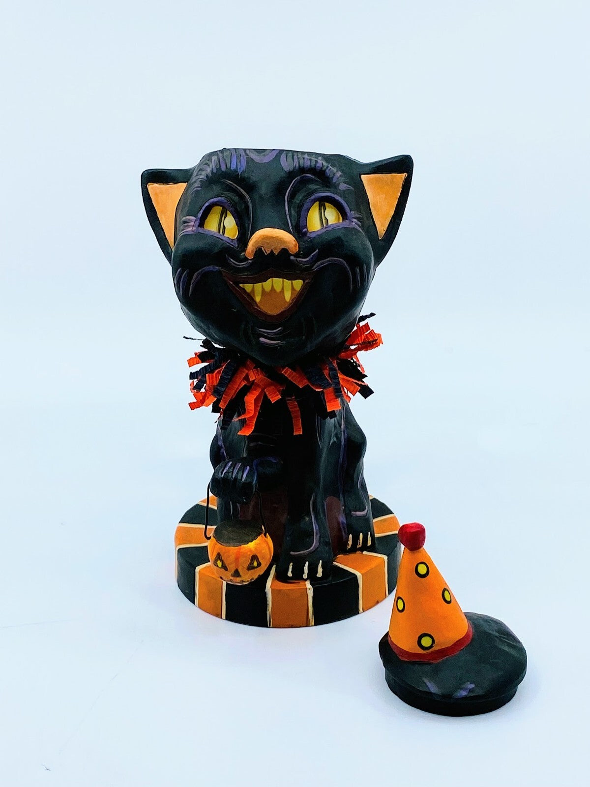 Jorge de Rojas: Tricky Ricky Kitty