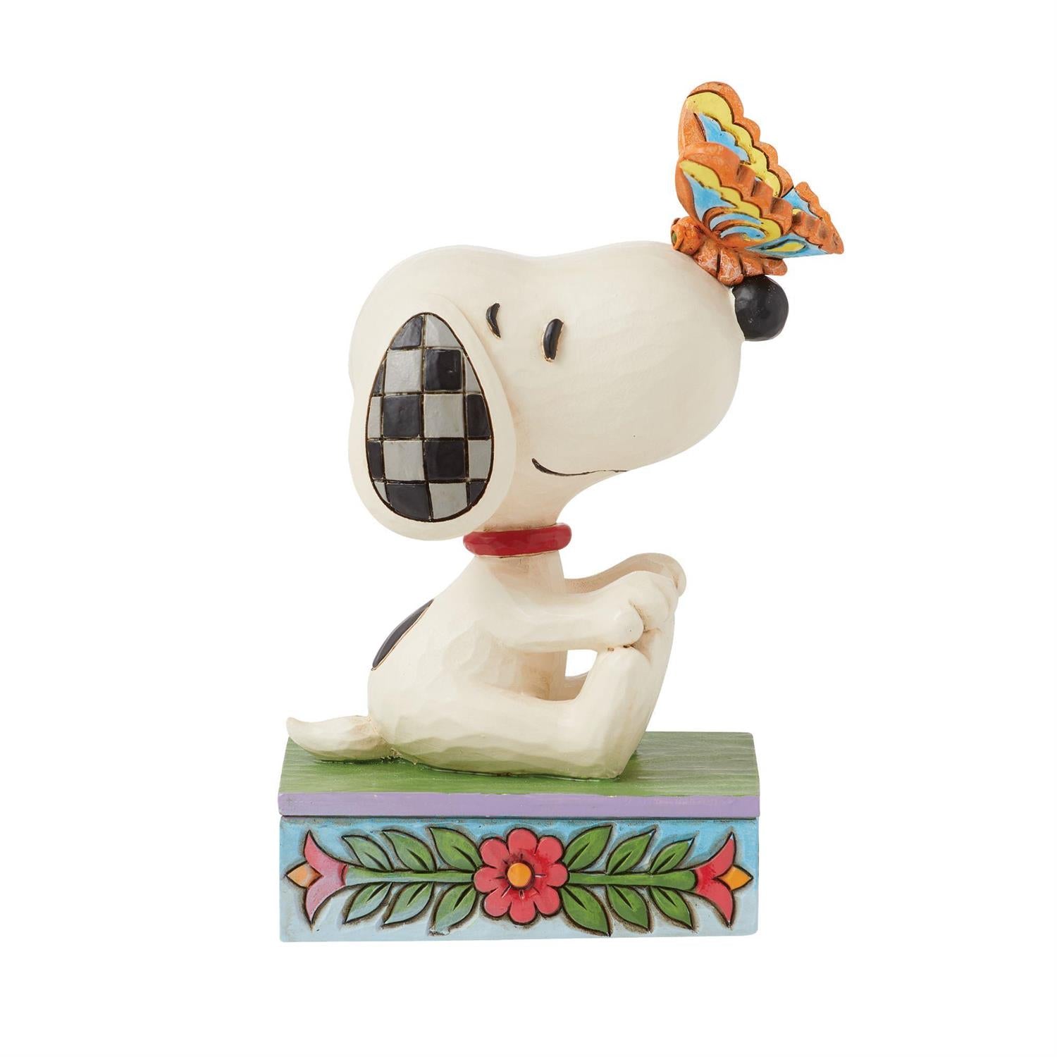 Peanuts by Jim Shore: Snoopy with Butterly on Nose