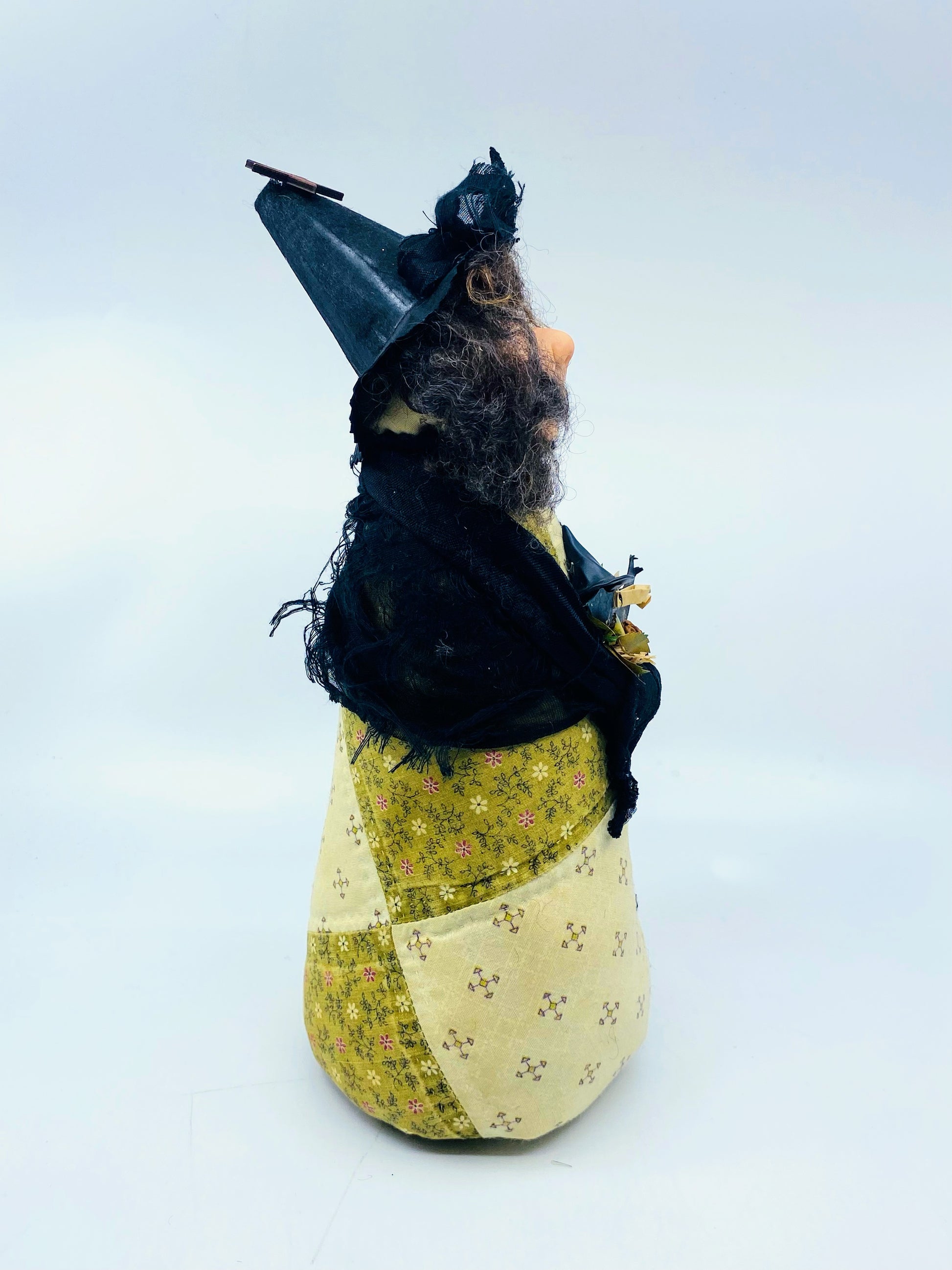 Aunt Liz's Waretown Witch: Betina