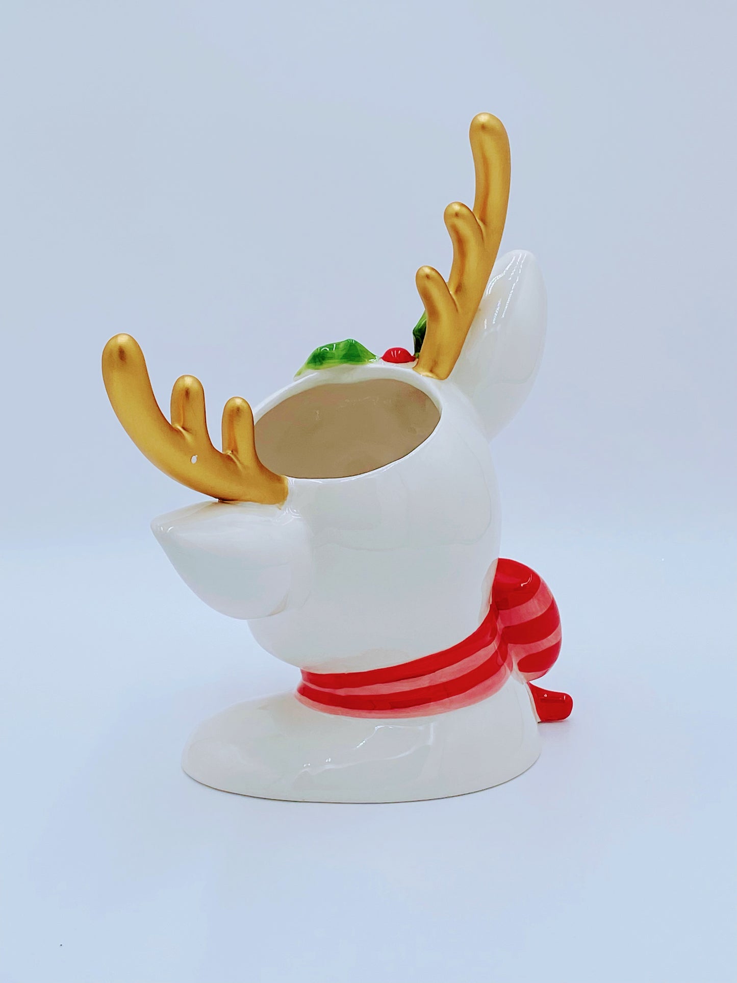 December Diamonds: Retro Christmas Deer Head Vase