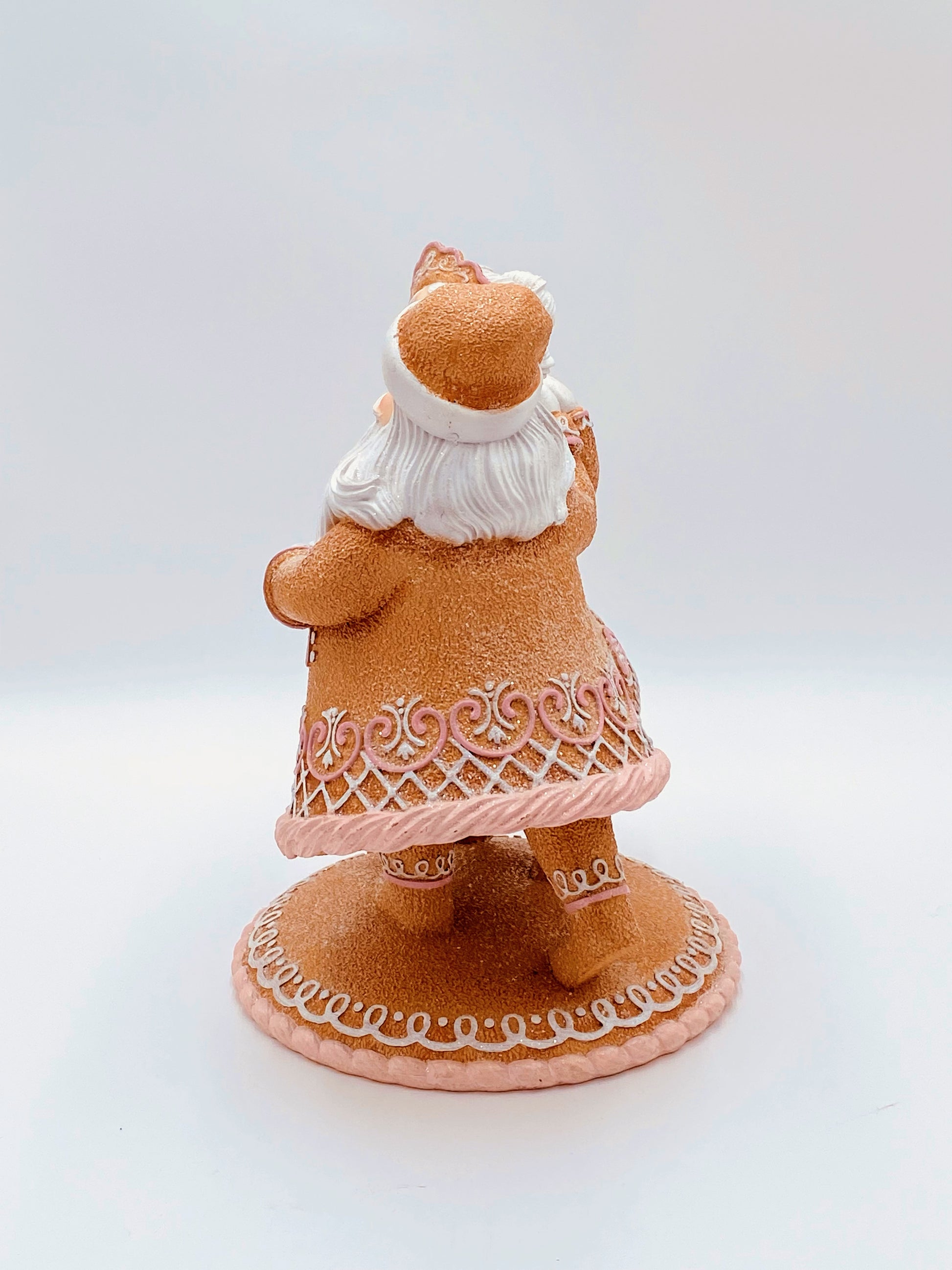 December Diamonds: Santa Couple Dancing