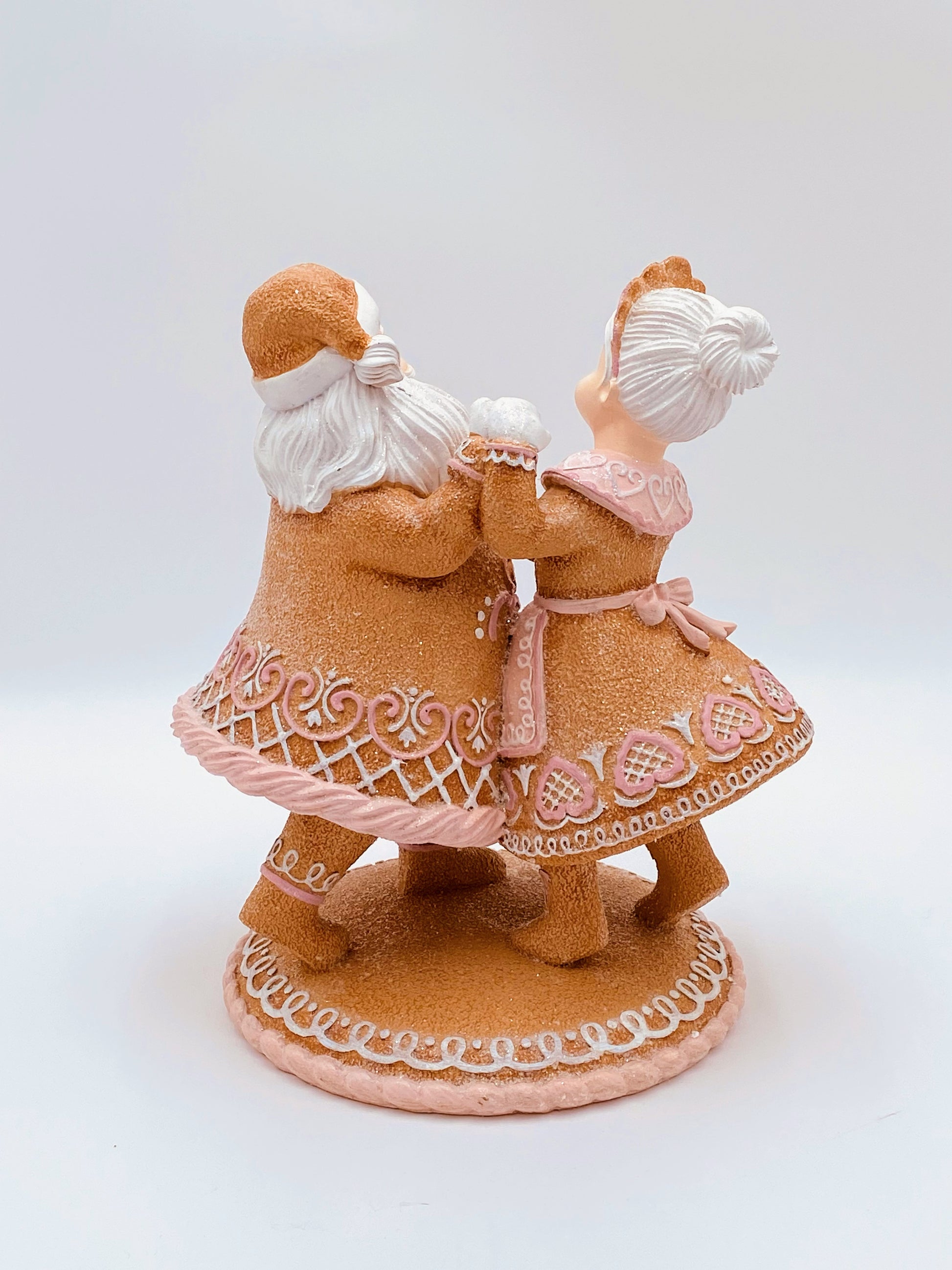 December Diamonds: Santa Couple Dancing
